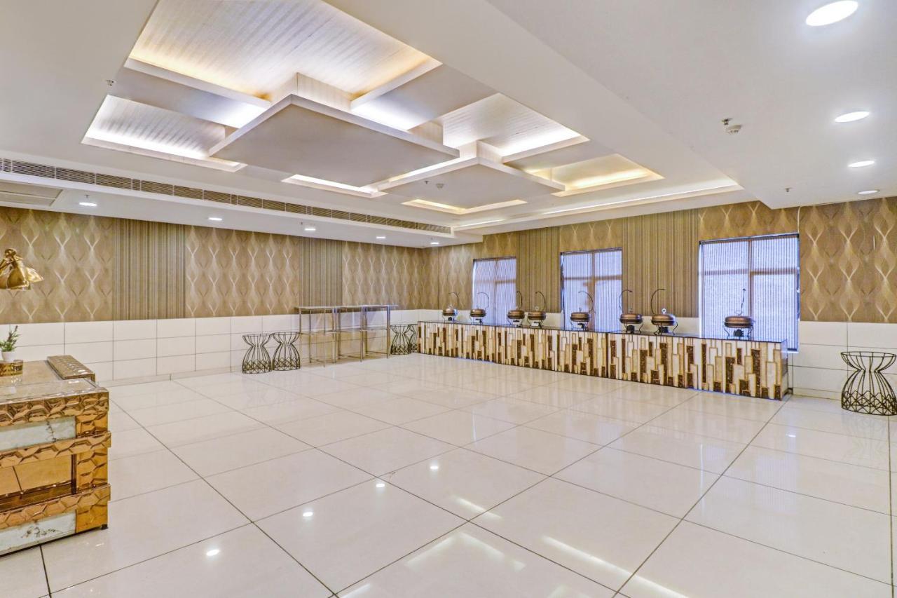 Oyo Townhouse 484 Sanskriti Hotel Delhi  Eksteriør billede