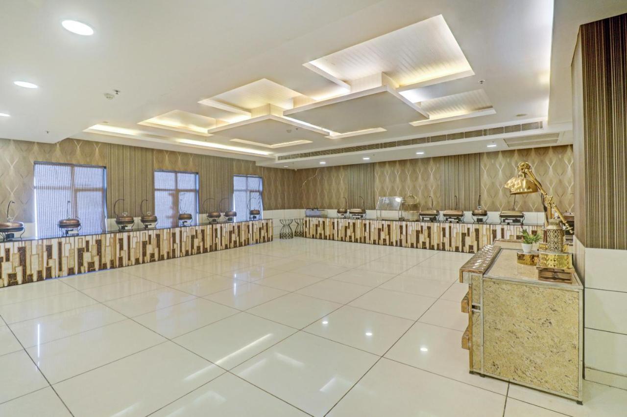 Oyo Townhouse 484 Sanskriti Hotel Delhi  Eksteriør billede